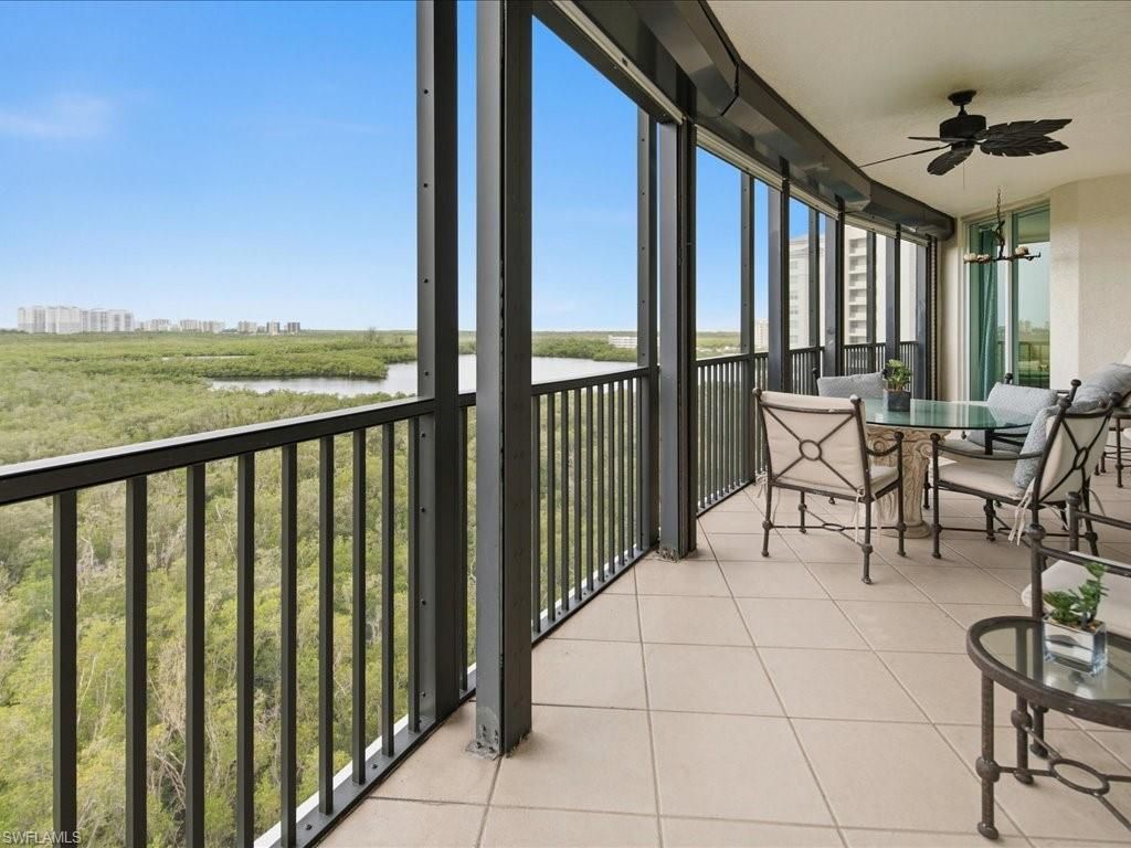 425 Cove Tower Dr, Unit 901, Naples, FL 34110 Photo