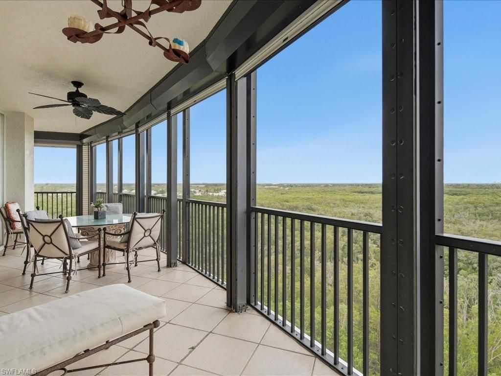 425 Cove Tower Dr, Unit 901, Naples, FL 34110 Photo