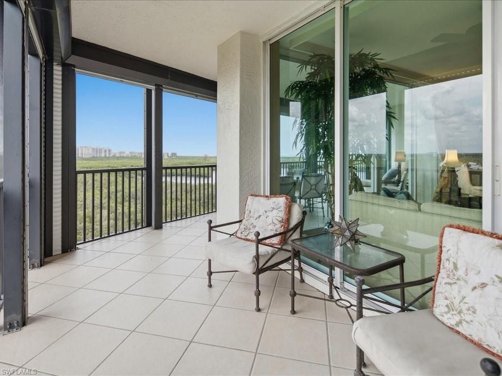 425 Cove Tower Dr, Unit 901, Naples, FL 34110 Photo