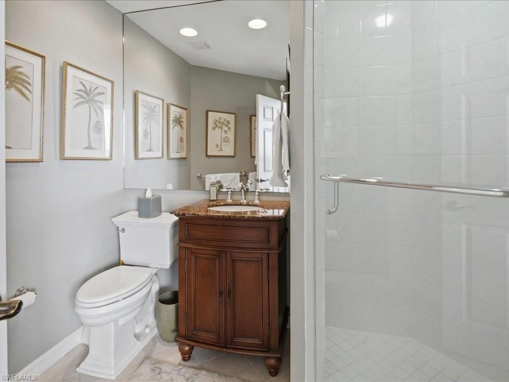 425 Cove Tower Dr, Unit 901, Naples, FL 34110 Photo