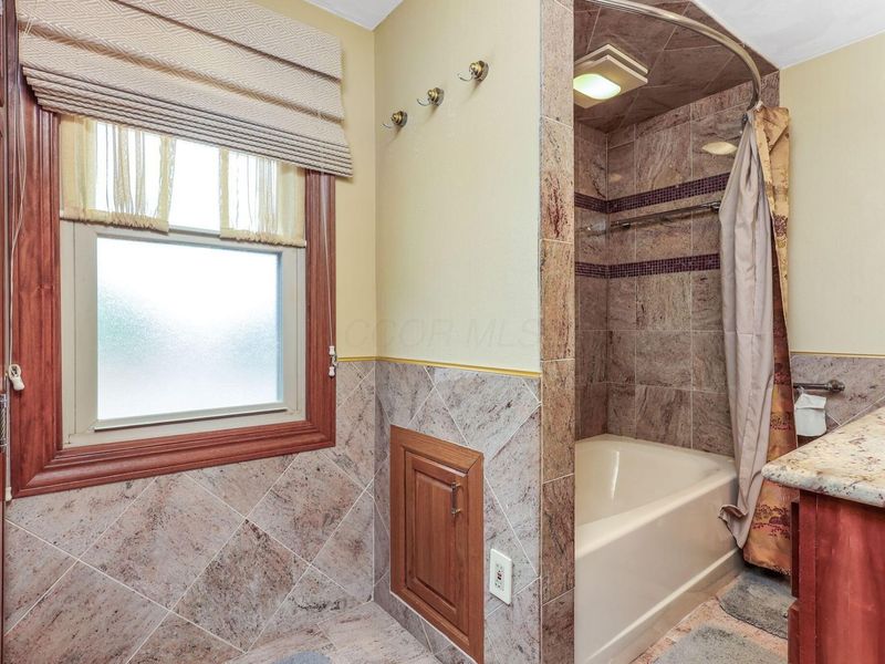 564 Nashoba Avenue, Columbus, OH 43223 Photo 23