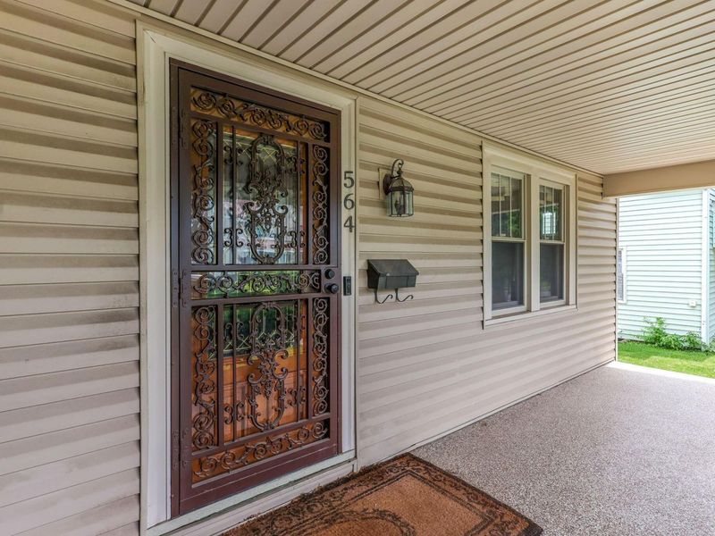 564 Nashoba Avenue, Columbus, OH 43223 Photo 6