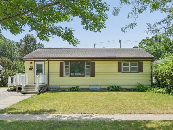 418 20th Avenue N, Fargo, ND 58102