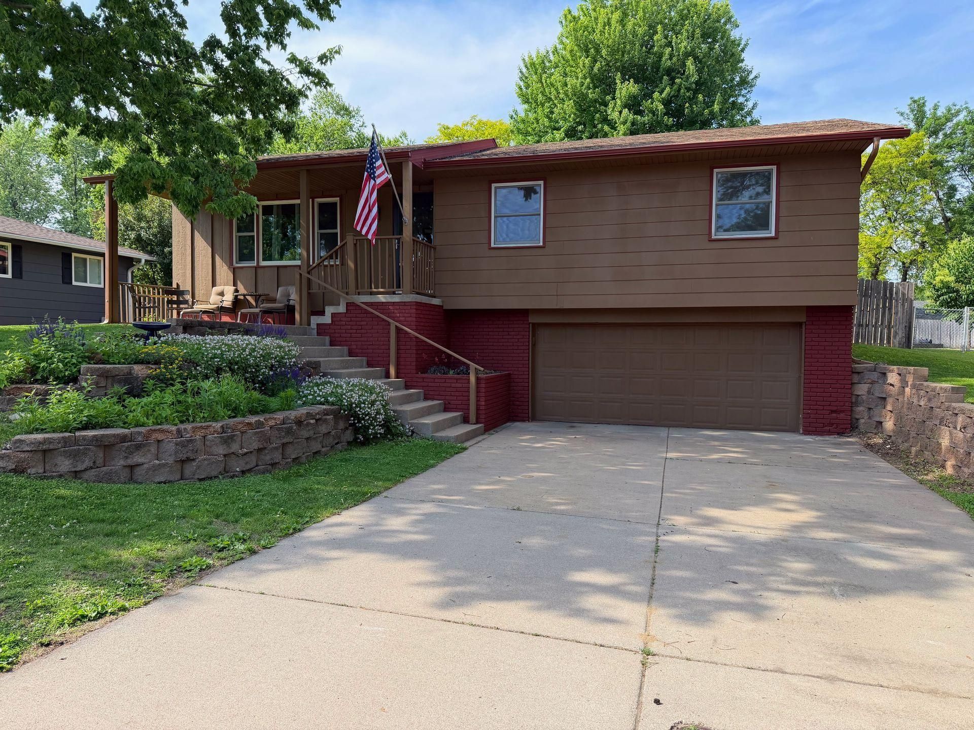 1334 17th Street W, Hastings, MN 55033