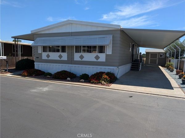 2240 Golden Oak Ln #16, Merced, CA 95341
