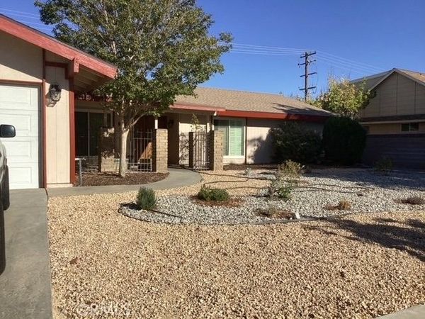 43922 Fenner Avenue, Lancaster, CA 93536