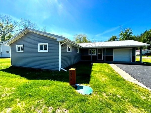 4375 State Route 3 , Fulton, NY 13069