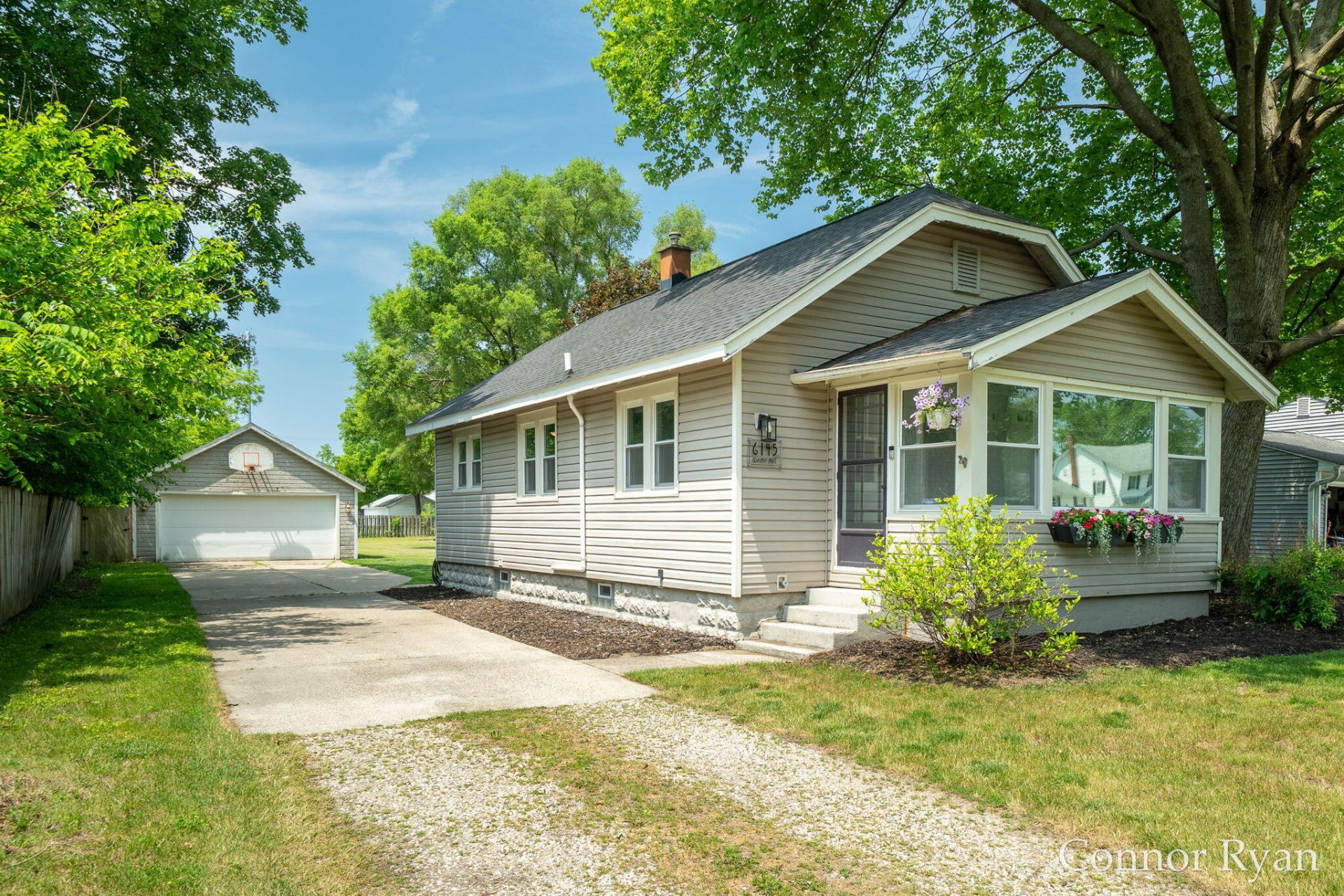 6145 Idaho Avenue Ne, Belmont, MI 49306 Main Photo