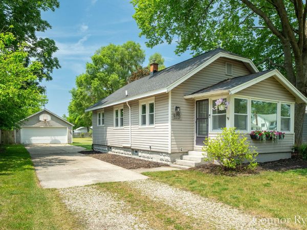 6145 Idaho Avenue NE, Belmont, MI 49306