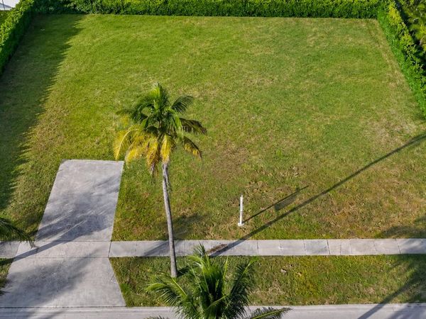 245 Puritan Road, West Palm Beach, FL 33405