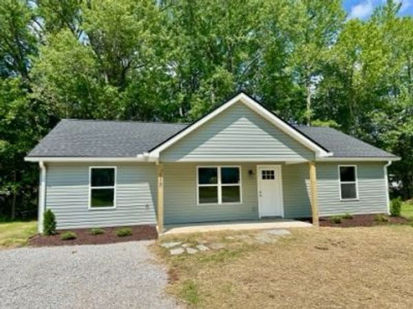 218 E Peter Ave, Monterey, TN 38574