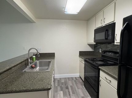2105 G Street, Sparks, NV 89431 Photo