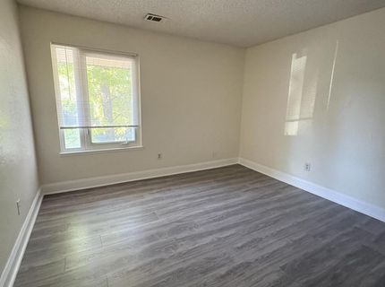 2105 G Street, Sparks, NV 89431 Photo