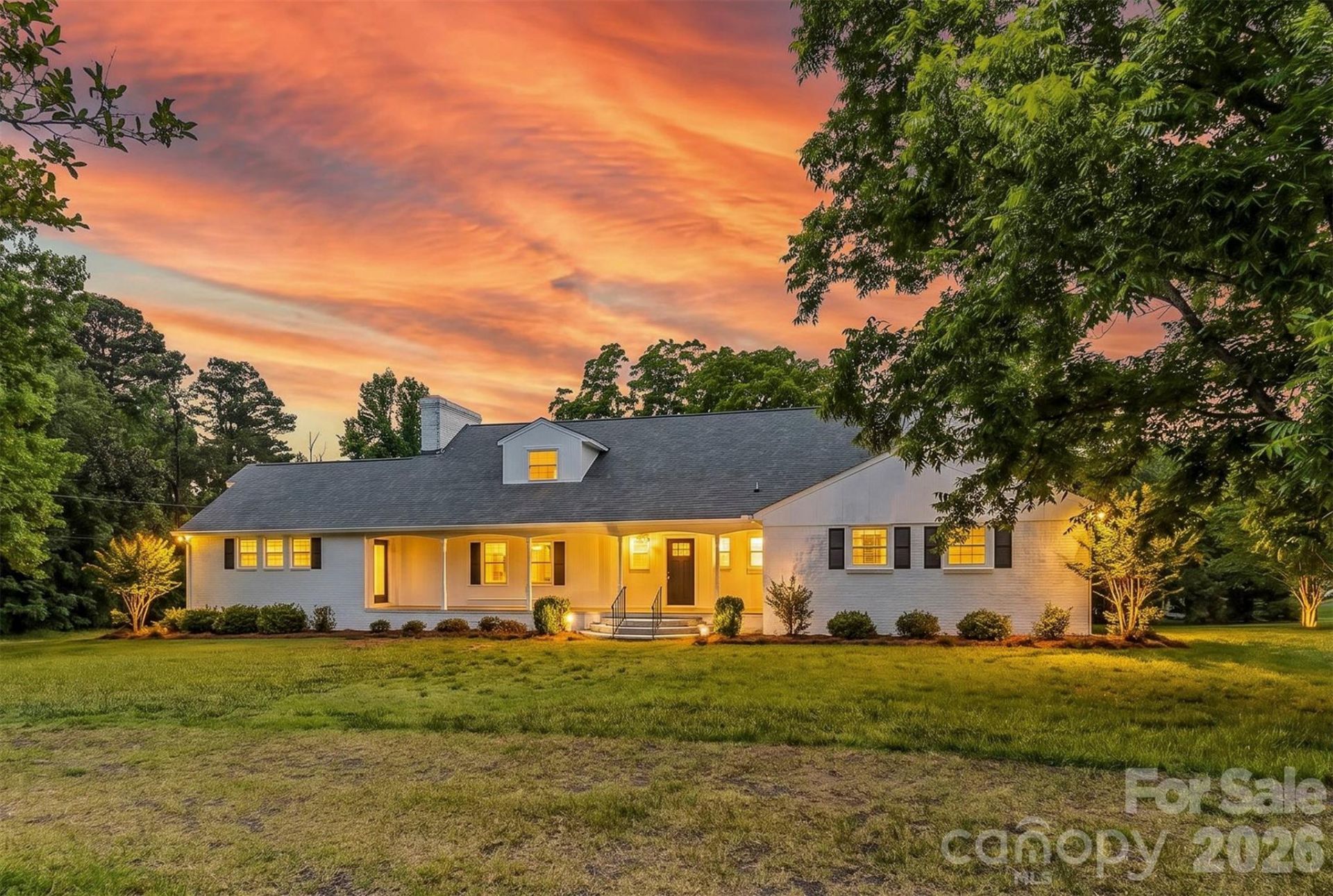 2705 Robinson Road, Newton, NC 28658 Main Photo