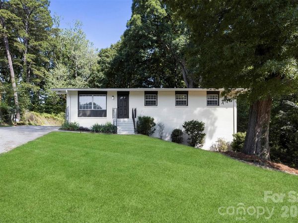 1047 White Plains Road, Charlotte, NC 28213