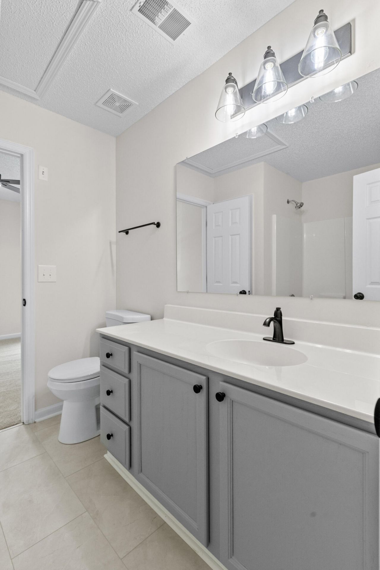 8032 Shadow Oak Drive Photo 23
