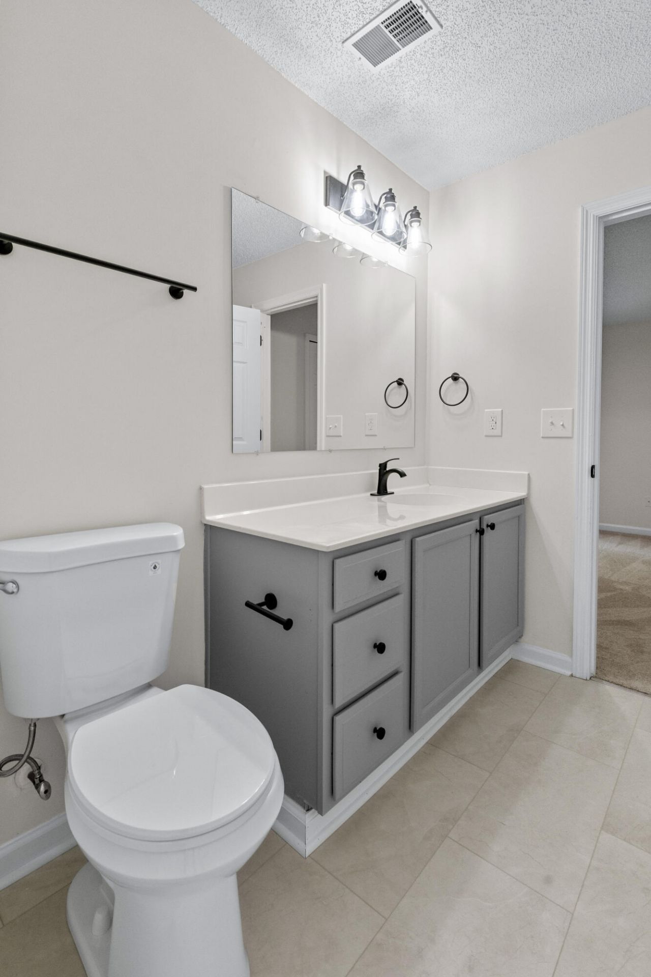 8032 Shadow Oak Drive Photo 25
