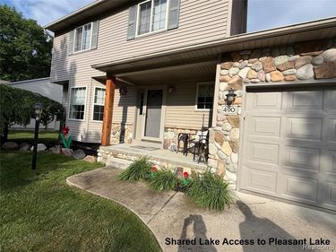 490 Cove View Drive, Waterford Twp, MI 48327