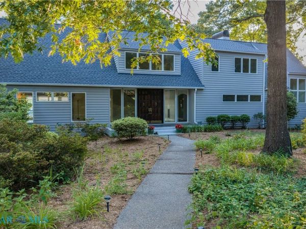 1718 Mariners Woods Drive , Hartfield, VA 23071