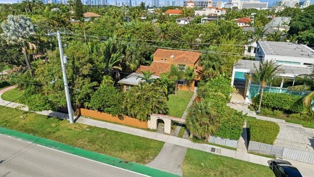 3716 Prairie Avenue, Miami Beach, FL 33140 Photo