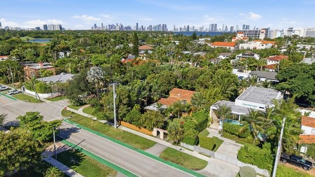 3716 Prairie Avenue, Miami Beach, FL 33140 Photo