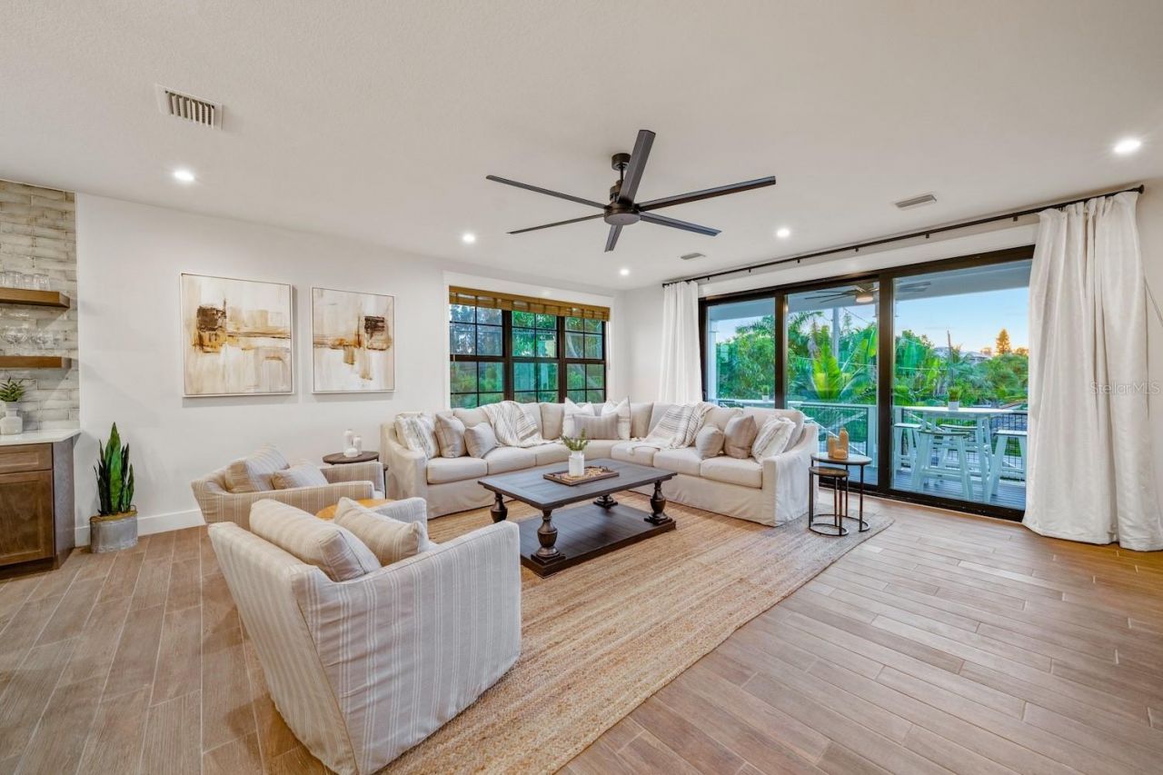 6910 Midnight Pass Road , Unit B, Sarasota, FL 34242 Photo