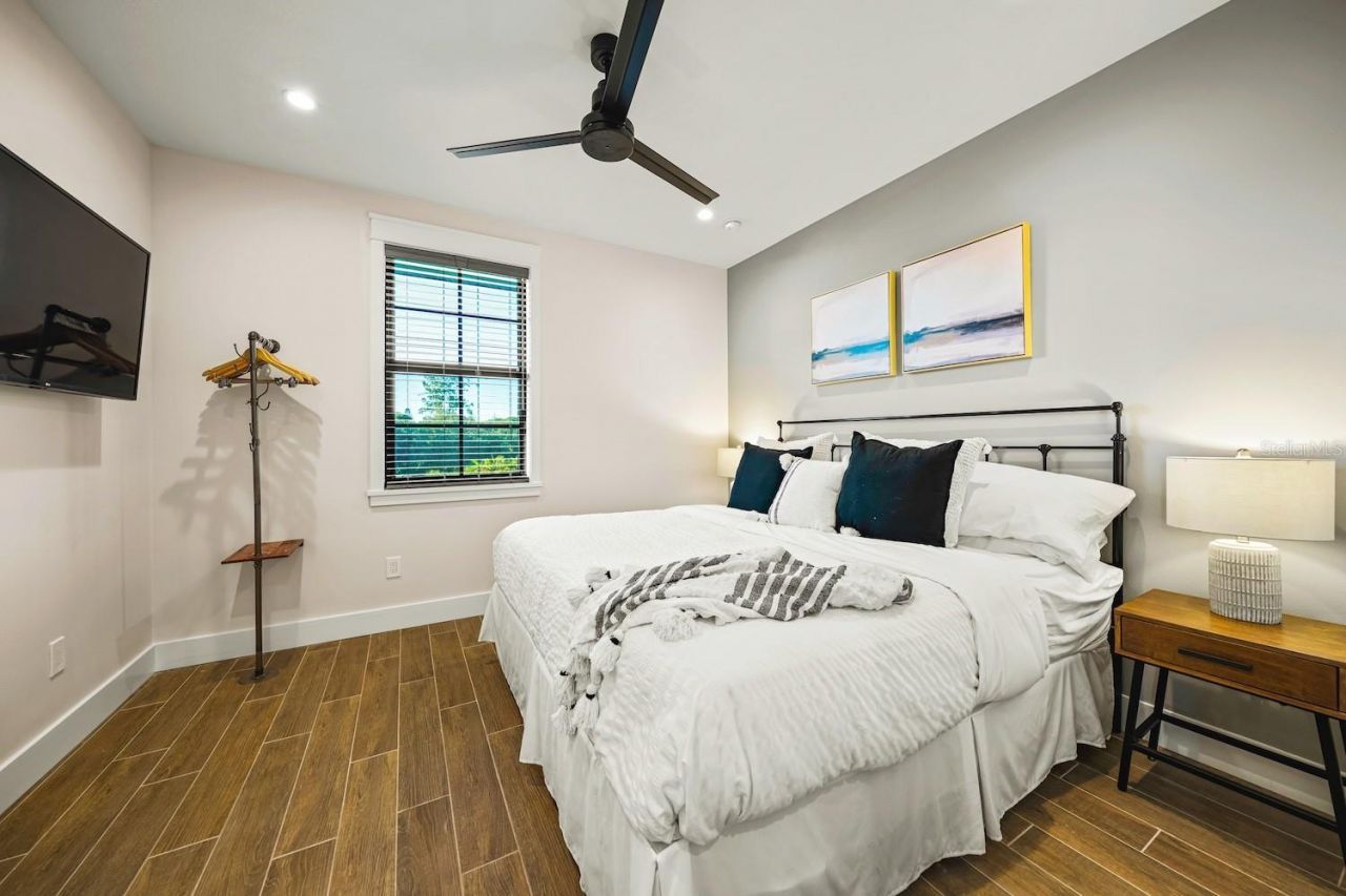 6910 Midnight Pass Road , Unit B, Sarasota, FL 34242 Photo