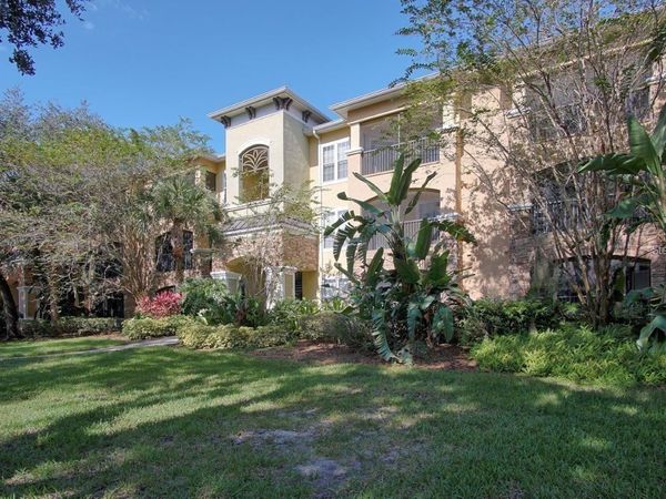 10019 COURTNEY PALMS BOULEVARD , Unit 302, TAMPA, FL 33619