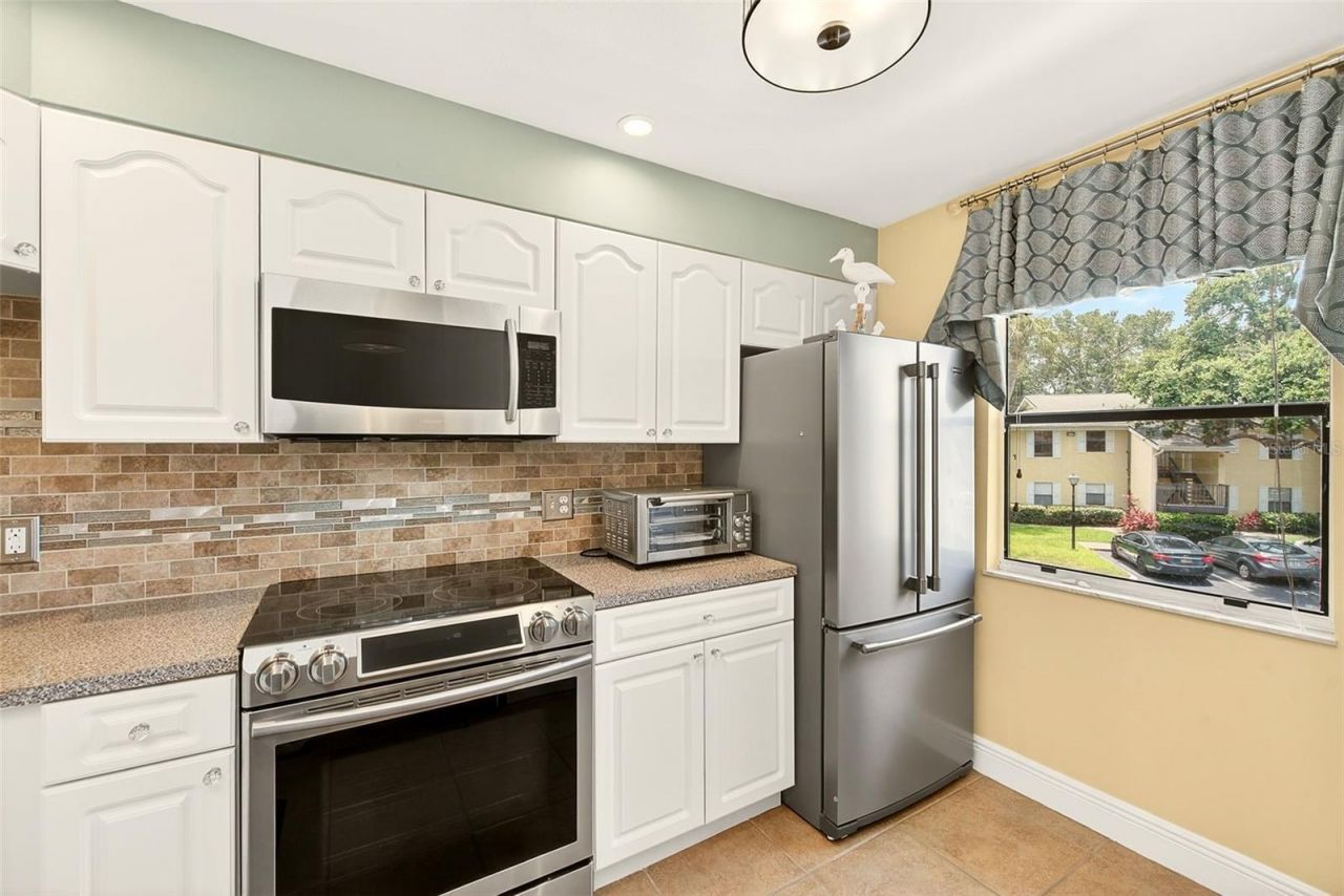 3001 58th Avenue S, Unit 612, Saint Petersburg, FL 33712 Photo