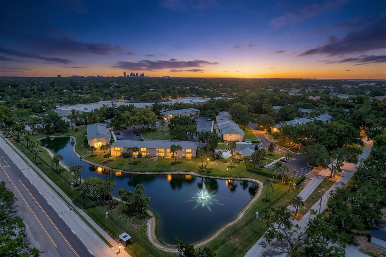 3001 58th Avenue S, Unit 612, Saint Petersburg, FL 33712 Photo