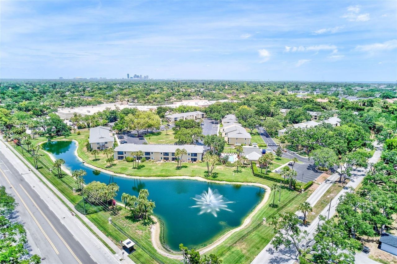 3001 58th Avenue S, Unit 612, Saint Petersburg, FL 33712 Photo