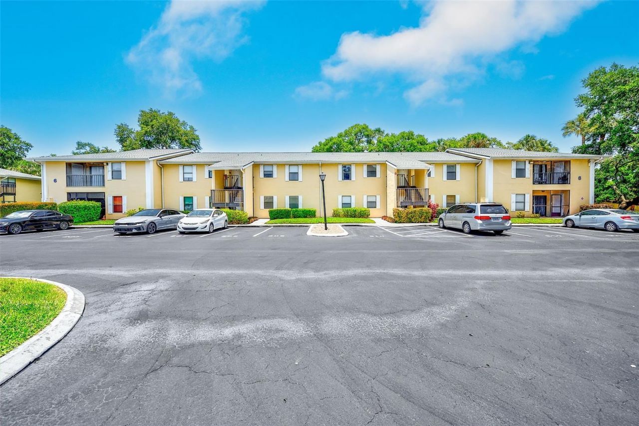 3001 58th Avenue S, Unit 612, Saint Petersburg, FL 33712 Photo