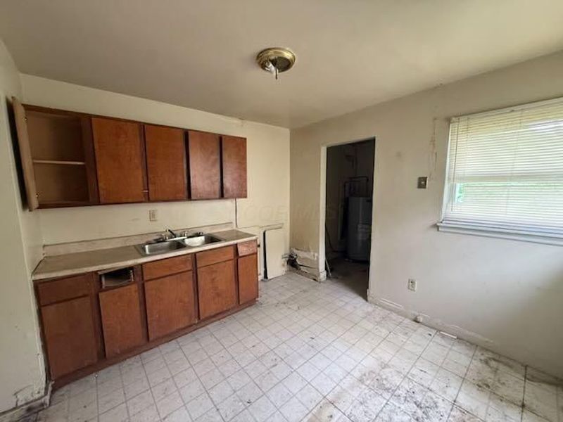 1259 E 16th Avenue, Columbus, OH 43211 Photo 11