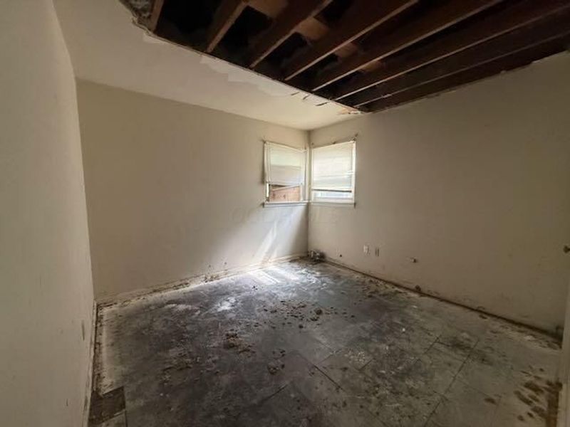 1259 E 16th Avenue, Columbus, OH 43211 Photo 6