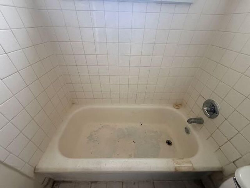 1259 E 16th Avenue, Columbus, OH 43211 Photo 7