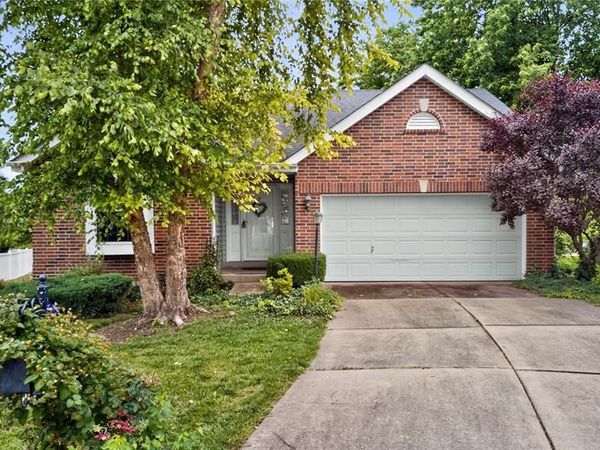 591 Midland Drive, O'Fallon, MO 63366
