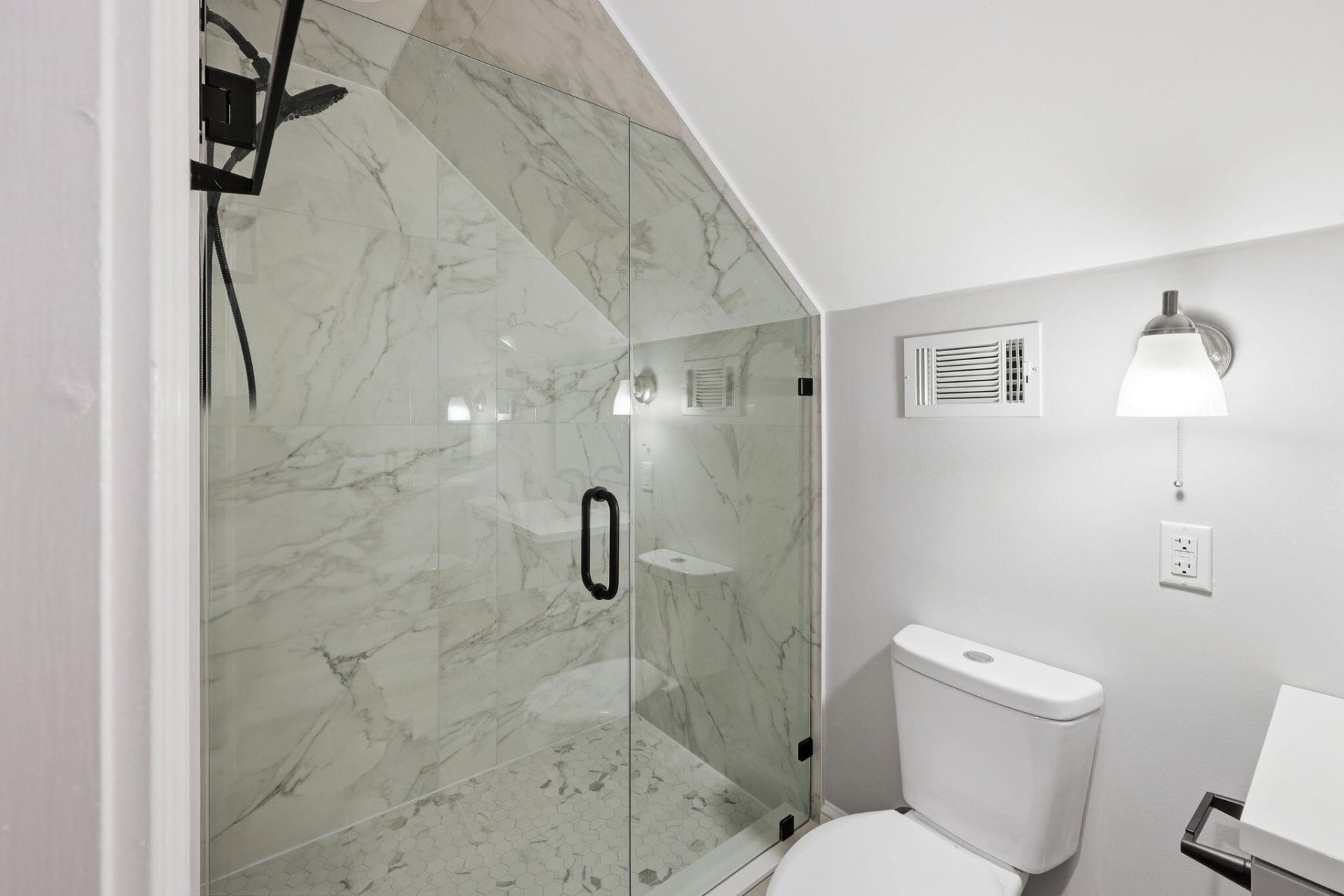 2043 Wappoo Drive Photo 18