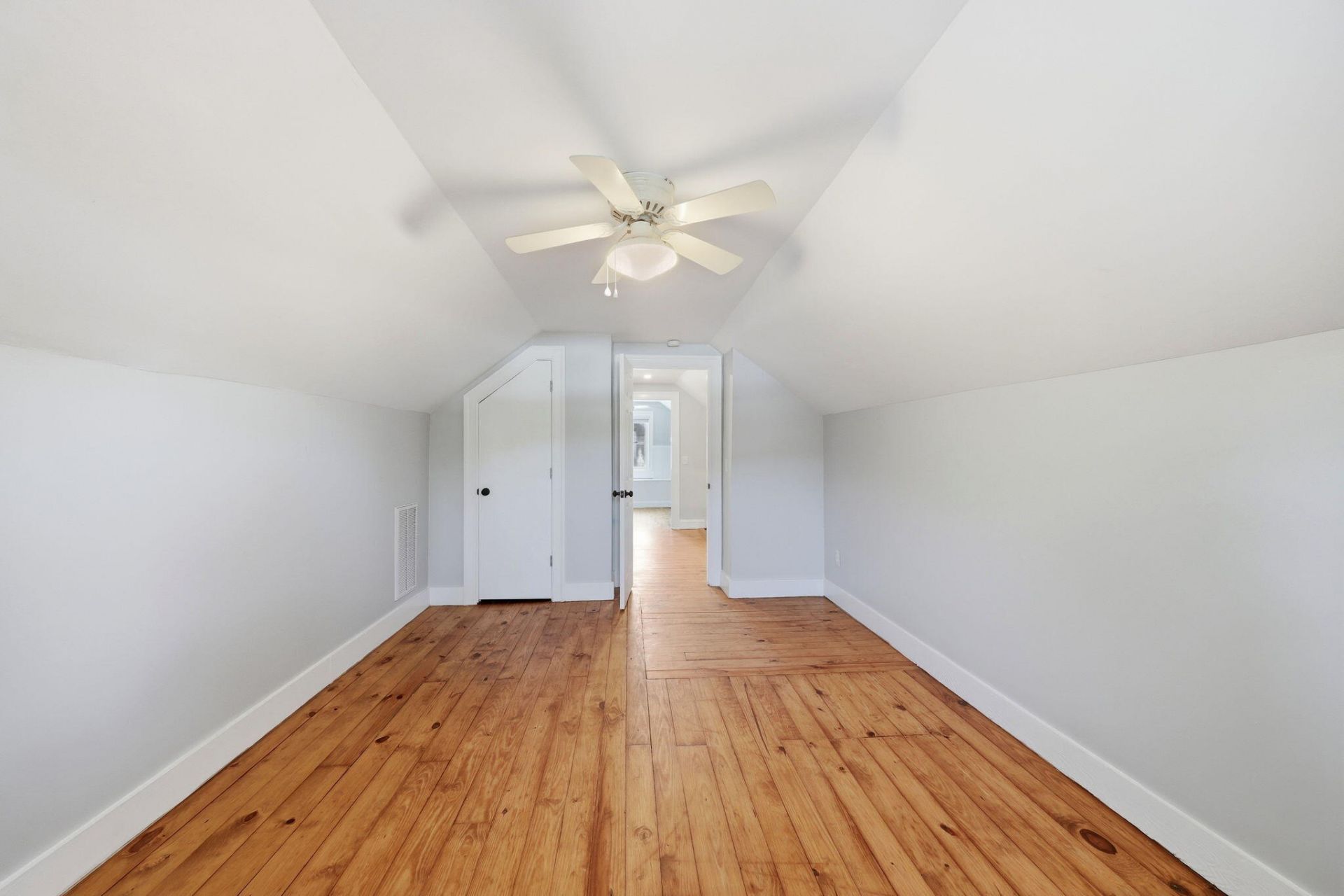 2043 Wappoo Drive Photo 20