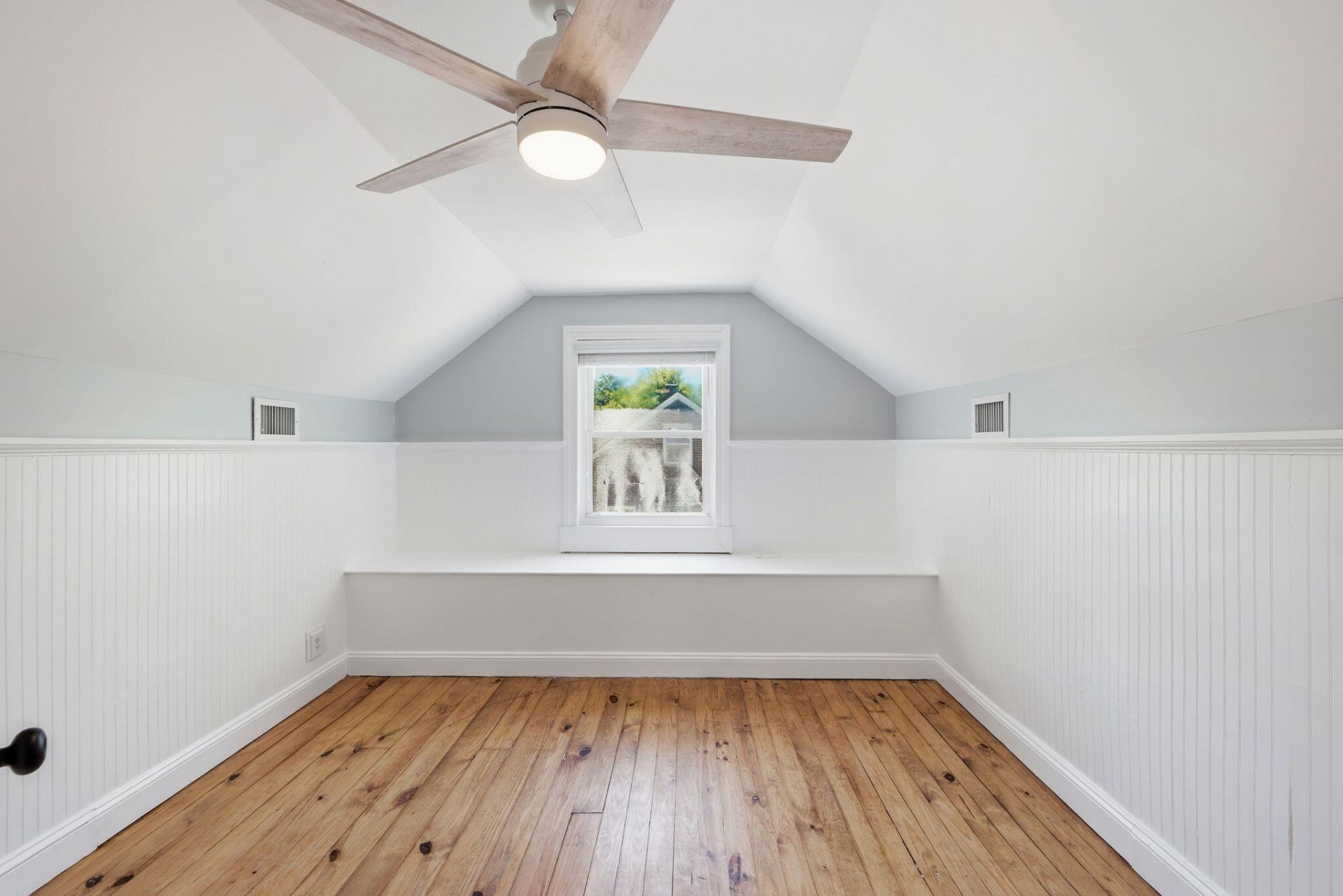 2043 Wappoo Drive Photo 21