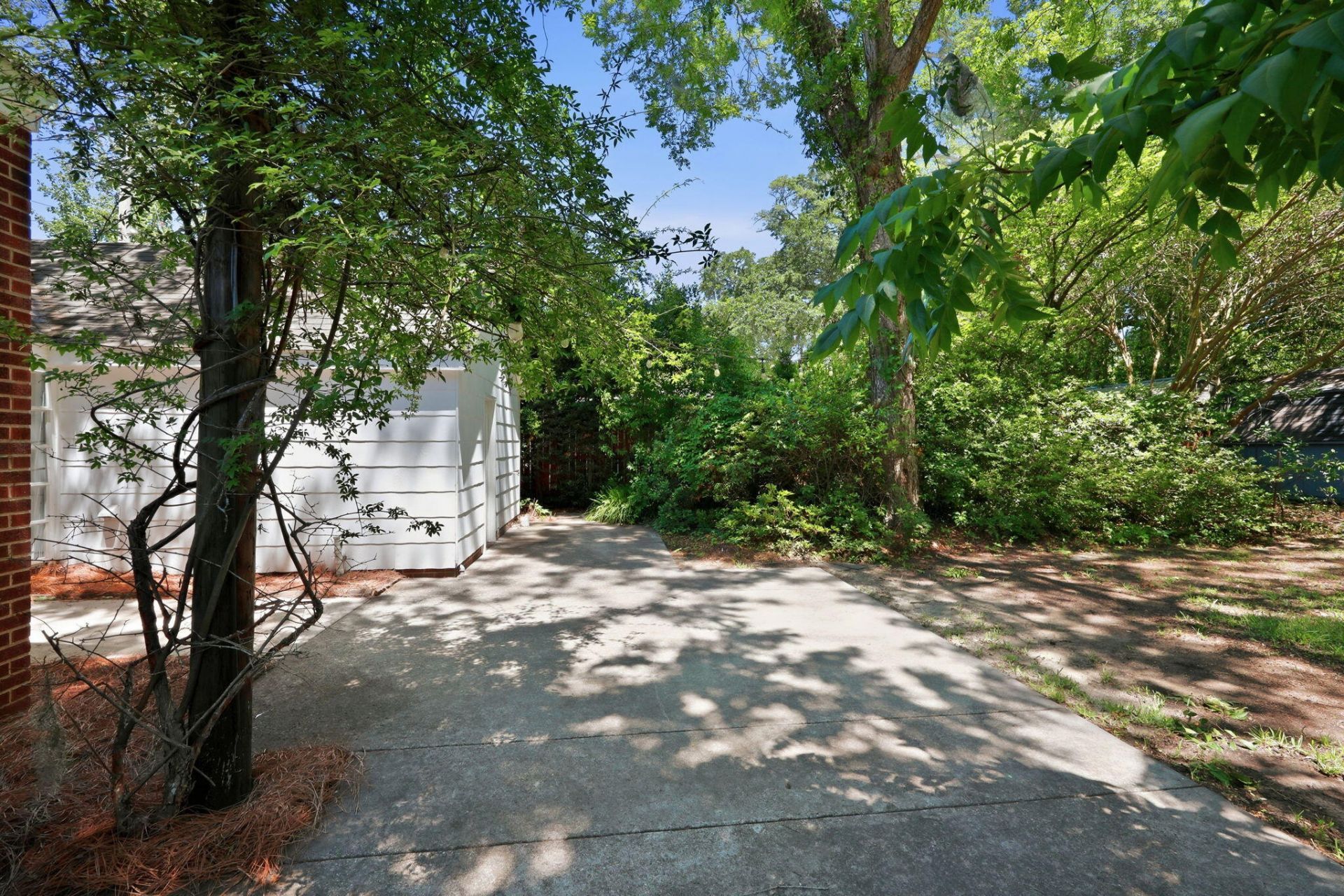 2043 Wappoo Drive Photo 26