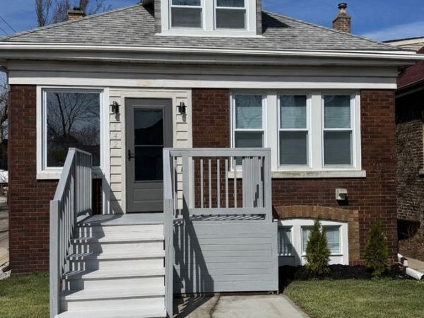 5542 W 64th Street , Chicago, IL 60638