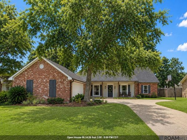 15246 Woodmoss Dr, Baton Rouge, LA 70816