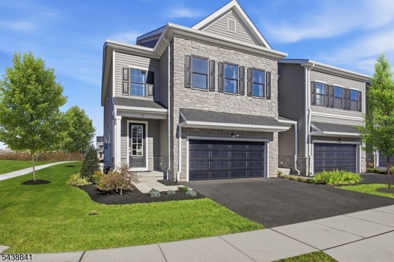 7 Pimlico Place, Oakland, NJ 07436 Main Photo