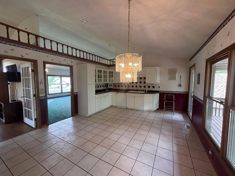 105 Flowers Drive, Newark, OH 43055 Photo 10