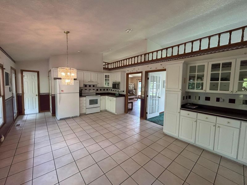 105 Flowers Drive, Newark, OH 43055 Photo 11