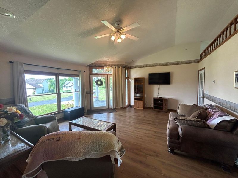 105 Flowers Drive, Newark, OH 43055 Photo 16