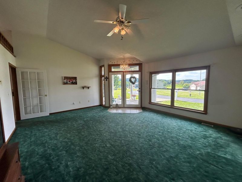 105 Flowers Drive, Newark, OH 43055 Photo 18