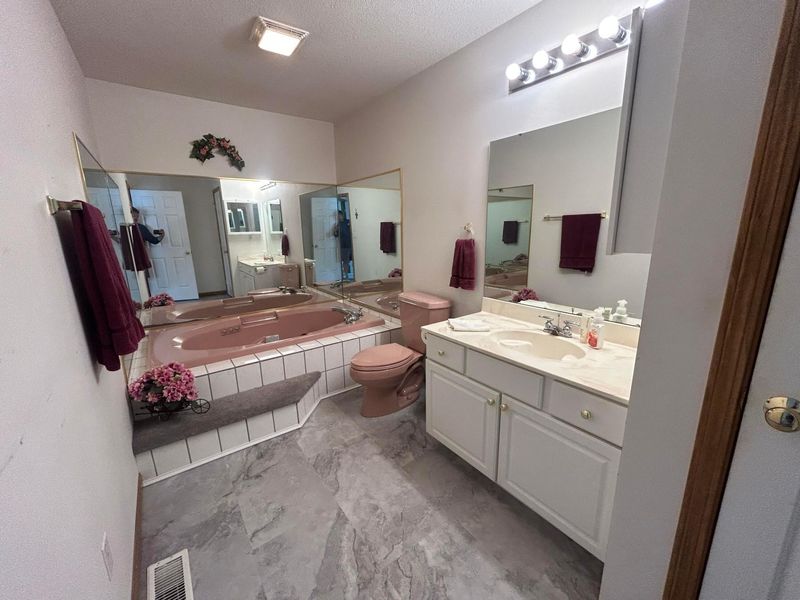 105 Flowers Drive, Newark, OH 43055 Photo 23