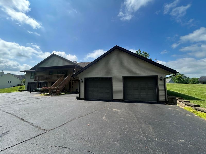 105 Flowers Drive, Newark, OH 43055 Photo 4