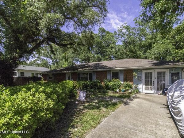 127 Dearman Avenue, Long Beach, MS 39560